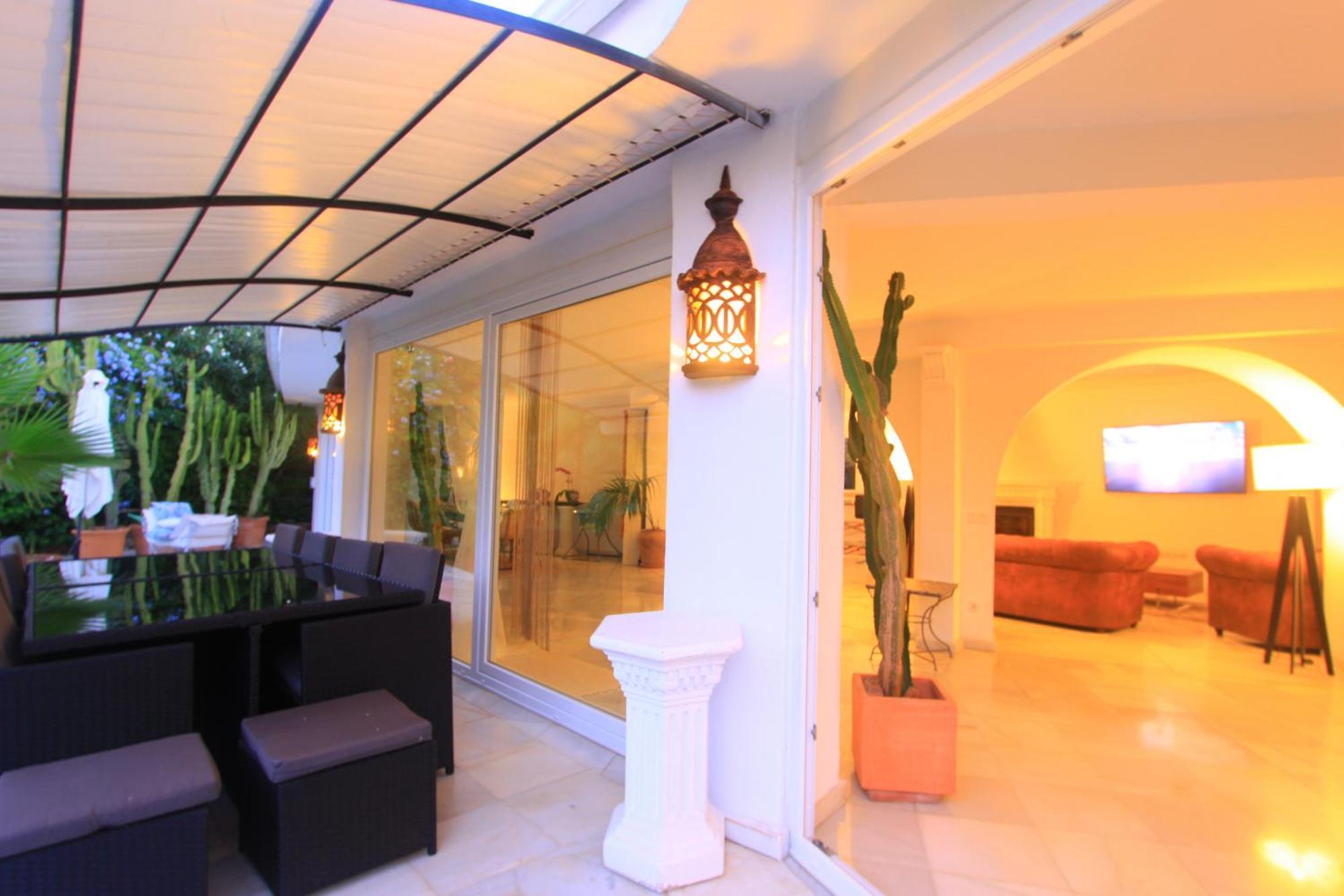2042 Elegant With Garden Heated Pool Villa