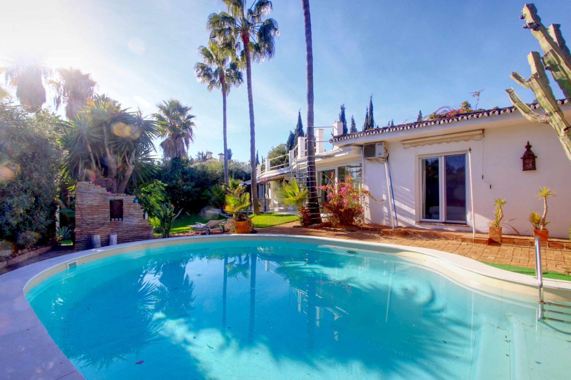 2042 Elegant With Garden Heated Pool * Marbella