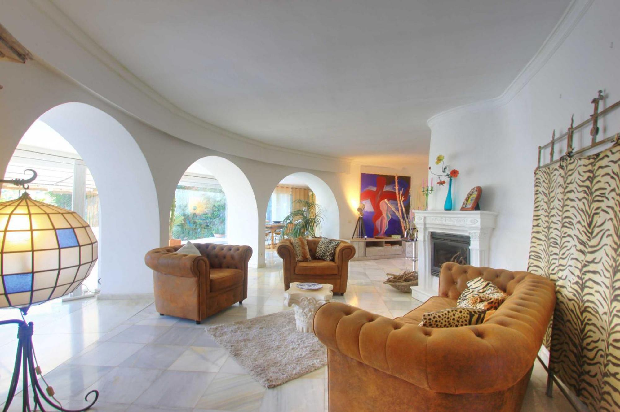 Villa 2042 Elegant With Garden Heated Pool *