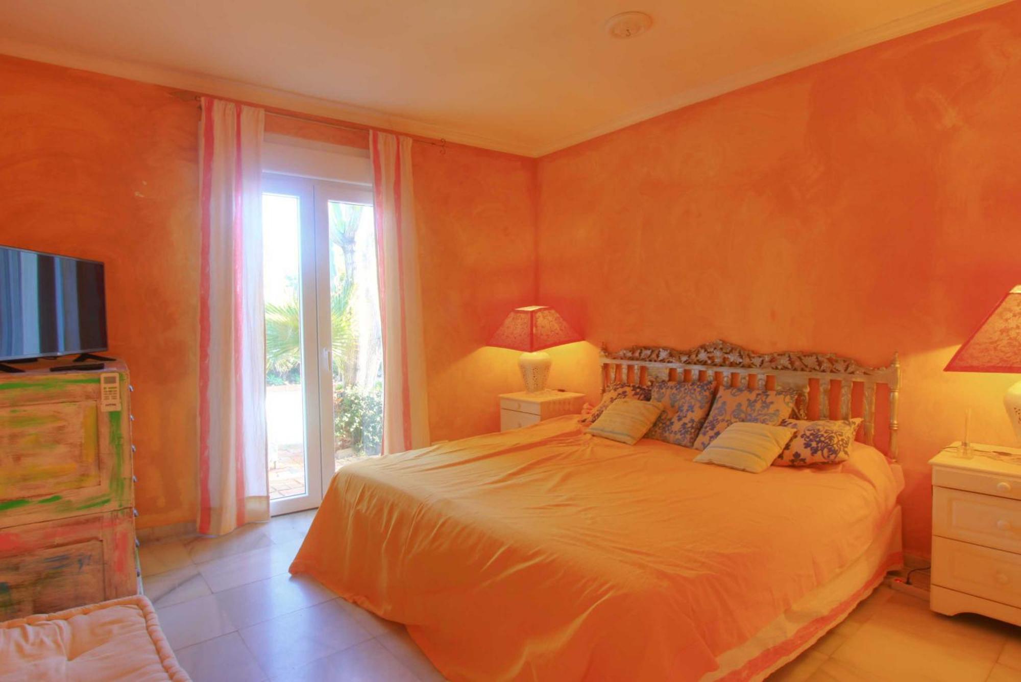 Villa 2042 Elegant With Garden Heated Pool Marbella